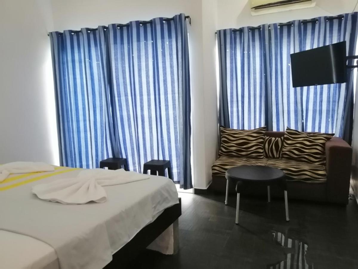 Le Petit Hotel & Restaurant Negombo Zewnętrze zdjęcie