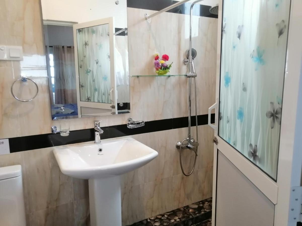 Le Petit Hotel & Restaurant Negombo Zewnętrze zdjęcie