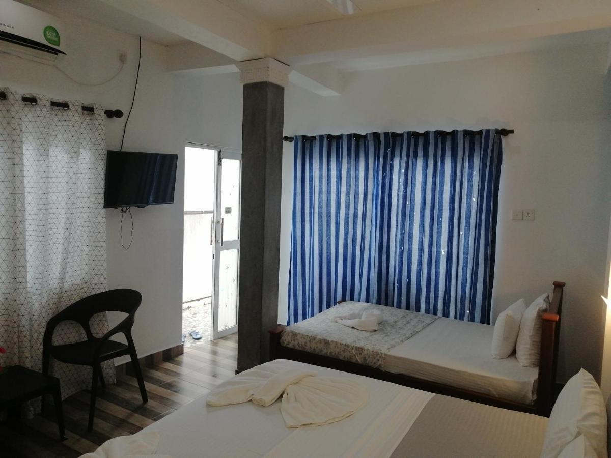Le Petit Hotel & Restaurant Negombo Zewnętrze zdjęcie