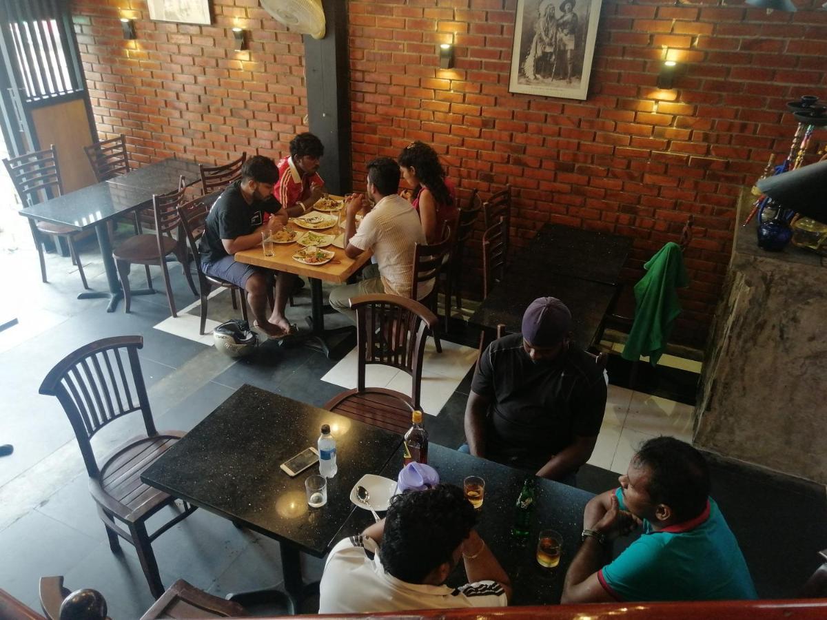 Le Petit Hotel & Restaurant Negombo Zewnętrze zdjęcie