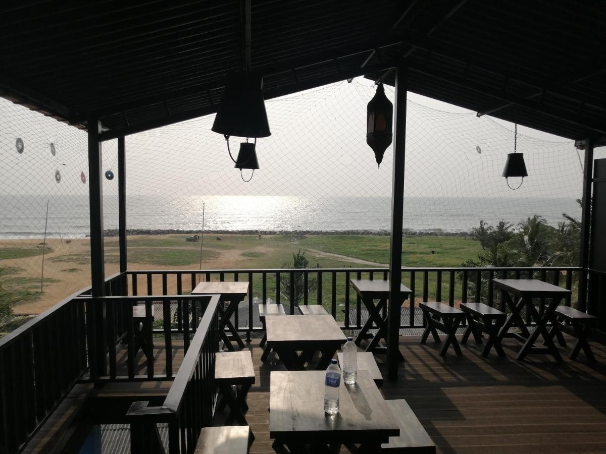 Le Petit Hotel & Restaurant Negombo Zewnętrze zdjęcie